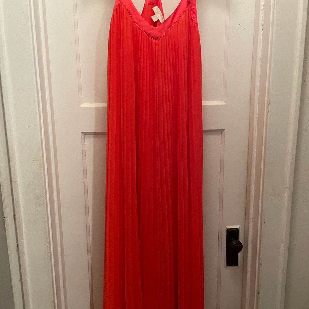 Michael Kors pleated maxi dress. Worn several times in 3years. Comfortable